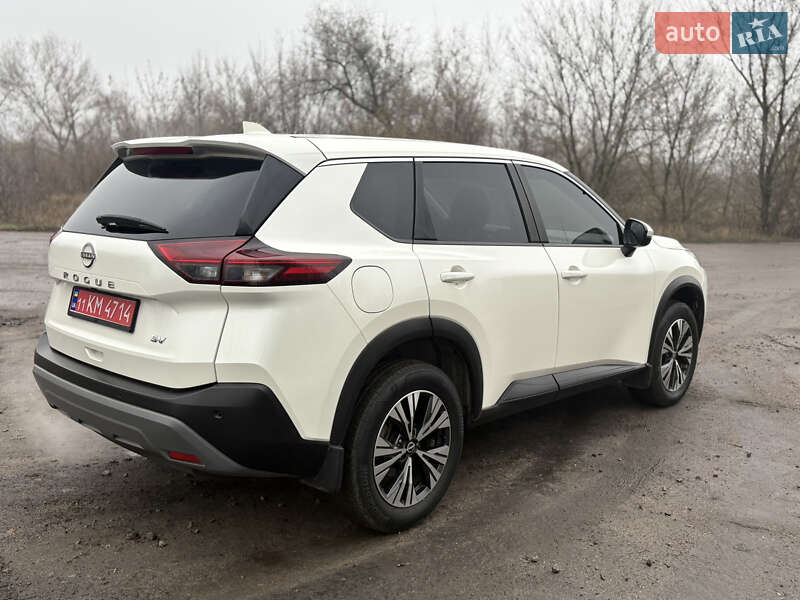 Внедорожник / Кроссовер Nissan Rogue 2022 в Каменском