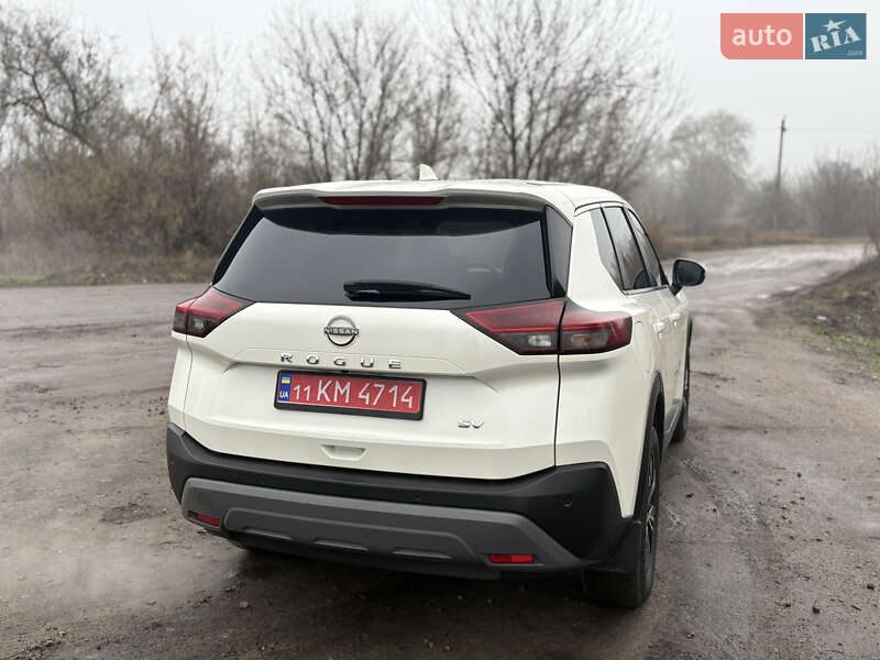 Внедорожник / Кроссовер Nissan Rogue 2022 в Каменском