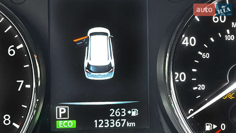 Внедорожник / Кроссовер Nissan Rogue 2017 в Харькове