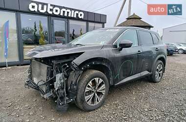 Внедорожник / Кроссовер Nissan Rogue 2021 в Луцке