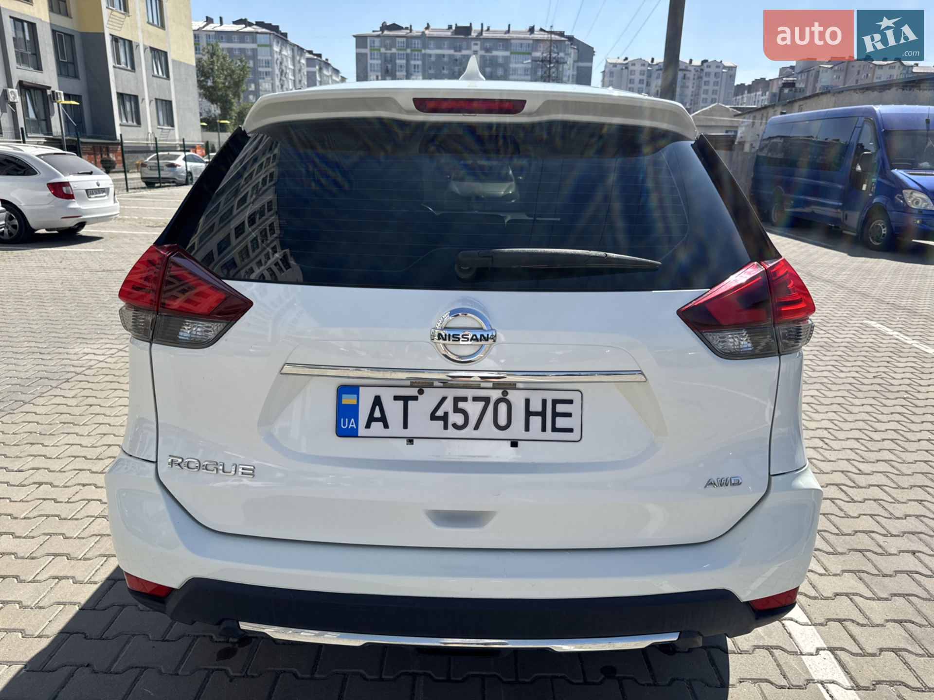 2016 Nissan Rogue - мініатюра 2