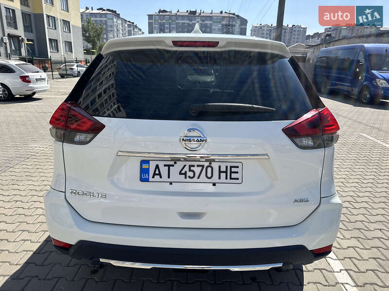 Внедорожник / Кроссовер Nissan Rogue 2016 в Ивано-Франковске фото 2 Внедорожник / Кроссовер Nissan Rogue 2016 в Ивано-Франковске