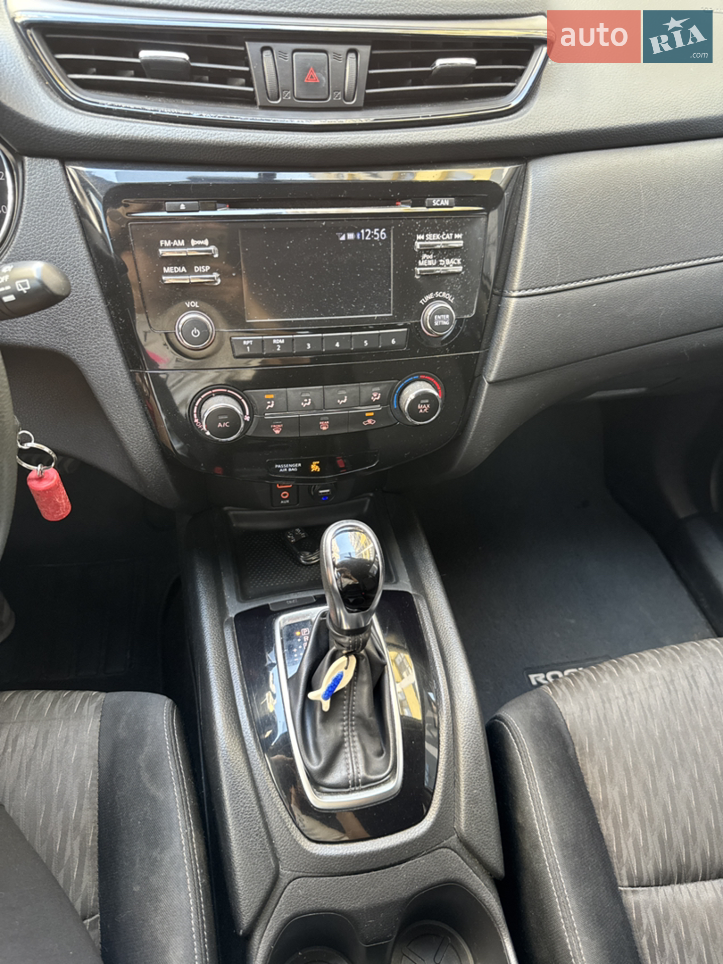 2016 Nissan Rogue - мініатюра 15