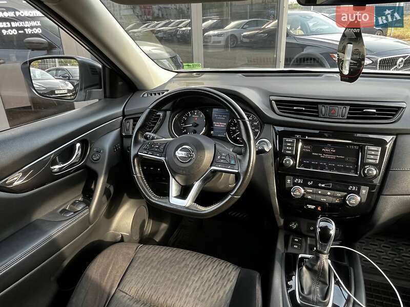 Внедорожник / Кроссовер Nissan Rogue 2018 в Киеве