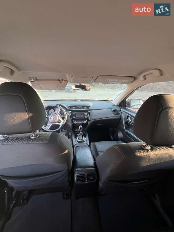 Позашляховик / Кросовер Nissan Rogue 2017 в Ужгороді фото 11 Позашляховик / Кросовер Nissan Rogue 2017 в Ужгороді
