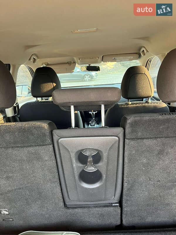 Позашляховик / Кросовер Nissan Rogue 2017 в Ужгороді фото 14 Позашляховик / Кросовер Nissan Rogue 2017 в Ужгороді