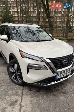 Позашляховик / Кросовер Nissan Rogue 2023 в Хмільнику