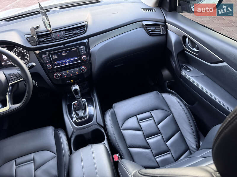 Позашляховик / Кросовер Nissan Rogue 2018 в Одесі фото 19 Позашляховик / Кросовер Nissan Rogue 2018 в Одесі