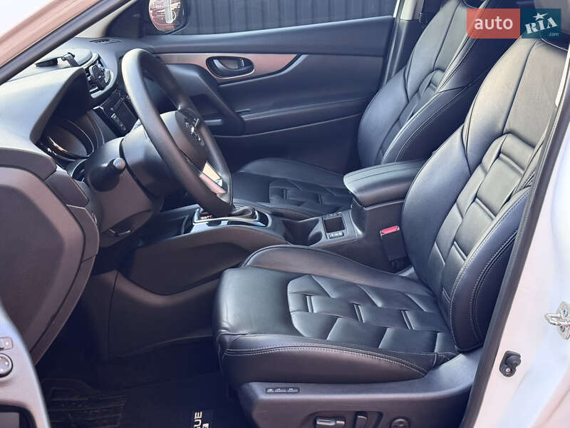 Позашляховик / Кросовер Nissan Rogue 2018 в Одесі фото 40 Позашляховик / Кросовер Nissan Rogue 2018 в Одесі