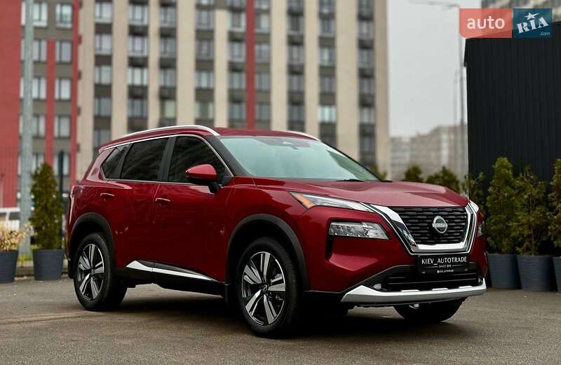Внедорожник / Кроссовер Nissan Rogue 2022 в Киеве