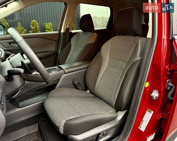 Внедорожник / Кроссовер Nissan Rogue 2022 в Киеве