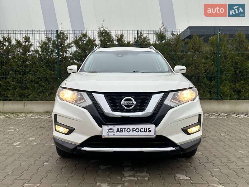 Внедорожник / Кроссовер Nissan Rogue 2017 в Киеве