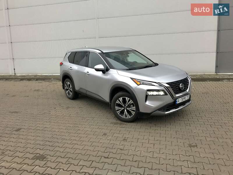 Внедорожник / Кроссовер Nissan Rogue 2020 в Киеве