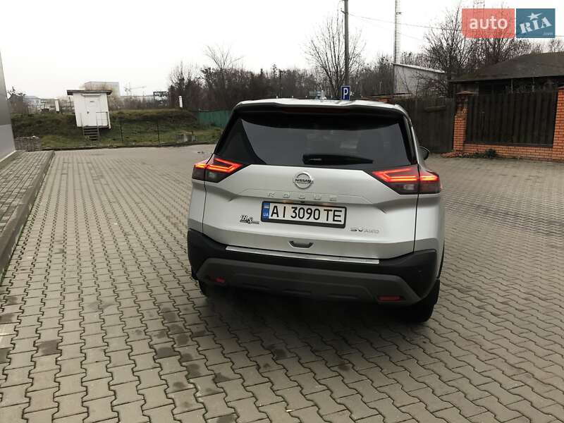 Внедорожник / Кроссовер Nissan Rogue 2020 в Киеве