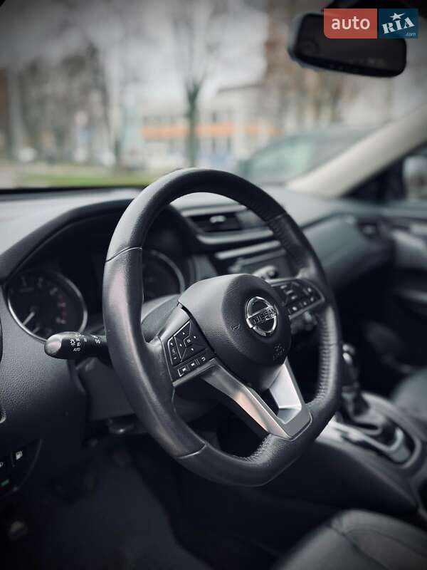 Внедорожник / Кроссовер Nissan Rogue 2018 в Одессе