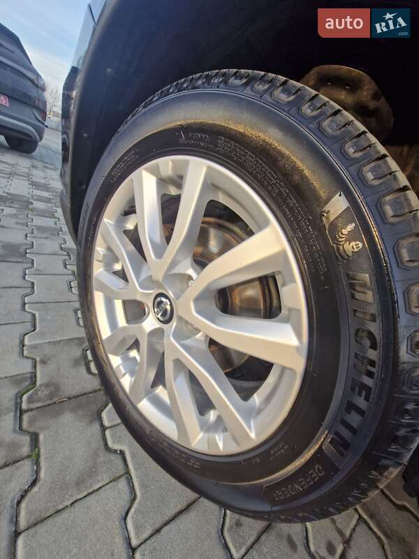 Внедорожник / Кроссовер Nissan Rogue 2018 в Ужгороде фото 32 Внедорожник / Кроссовер Nissan Rogue 2018 в Ужгороде