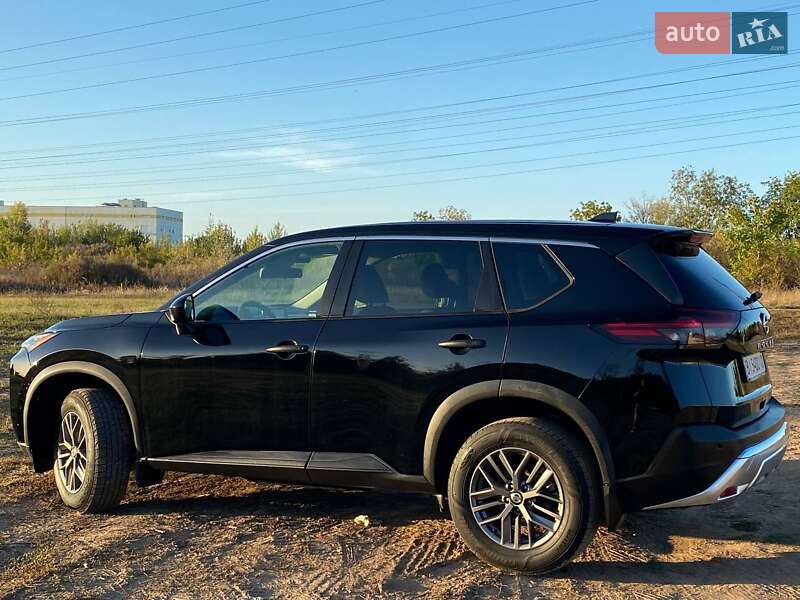 Внедорожник / Кроссовер Nissan Rogue 2021 в Полтаве