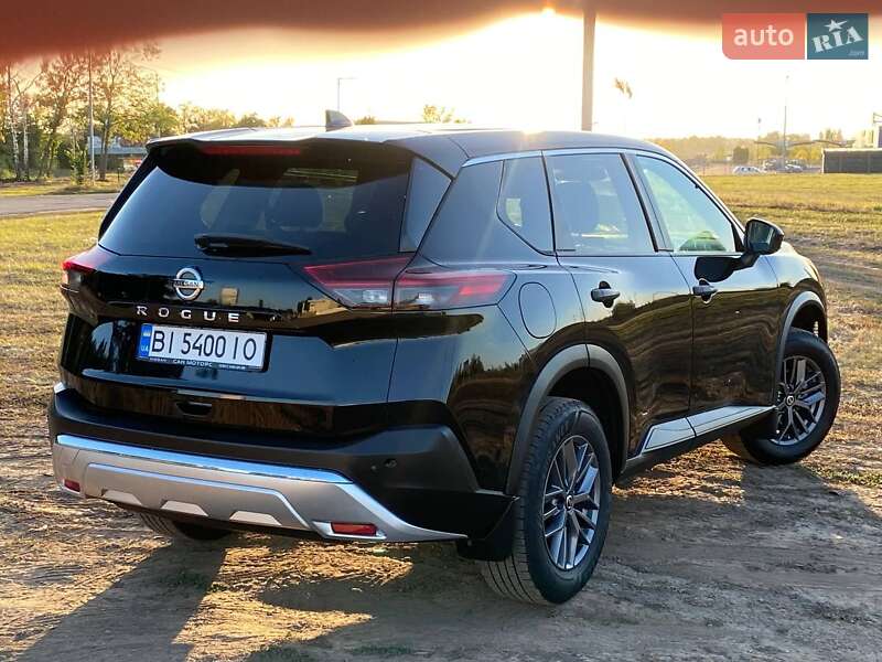 Внедорожник / Кроссовер Nissan Rogue 2021 в Полтаве