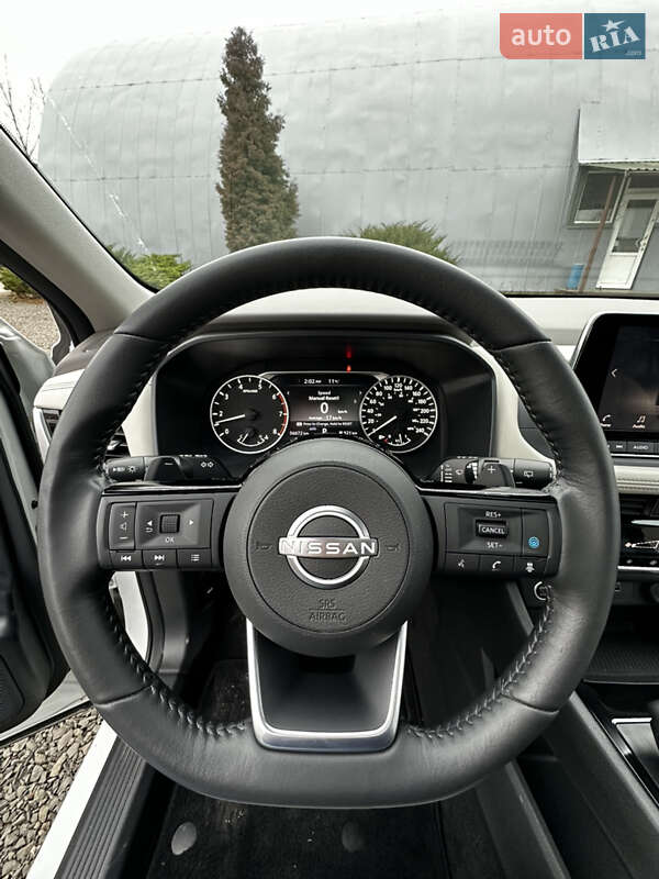 Внедорожник / Кроссовер Nissan Rogue 2022 в Луцке