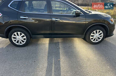 Позашляховик / Кросовер Nissan Rogue 2015 в Києві