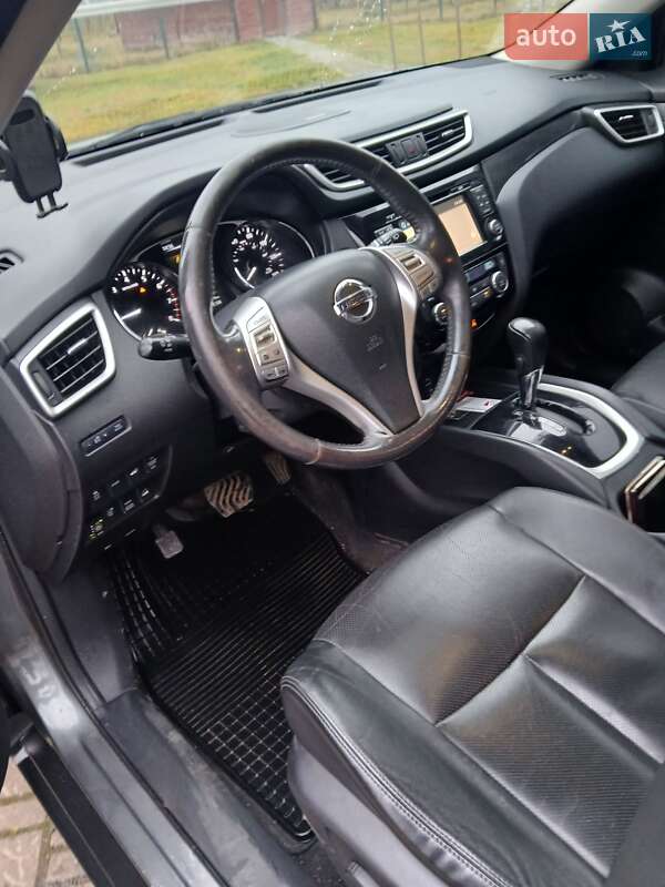 Позашляховик / Кросовер Nissan Rogue 2014 в Івано-Франківську