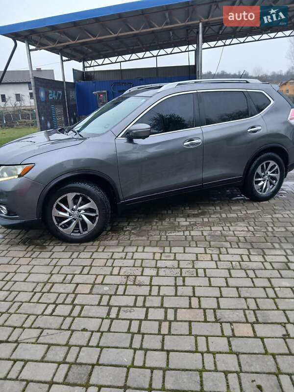 Позашляховик / Кросовер Nissan Rogue 2014 в Івано-Франківську