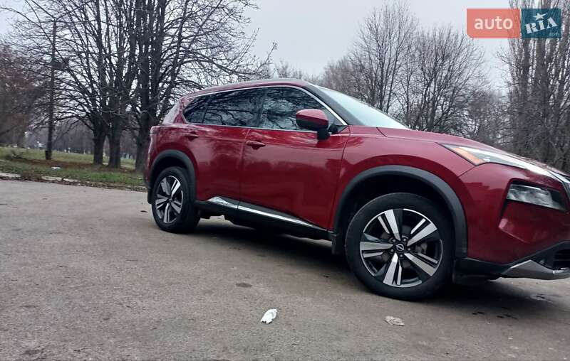 Позашляховик / Кросовер Nissan Rogue 2022 в Дніпрі