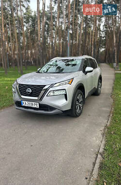 Позашляховик / Кросовер Nissan Rogue 2022 в Києві