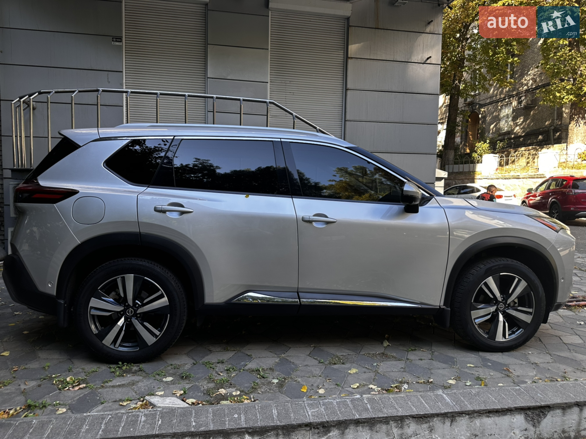 2021 Nissan Rogue - мініатюра 4