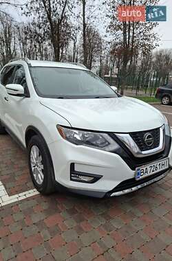 Внедорожник / Кроссовер Nissan Rogue 2018 в Кропивницком