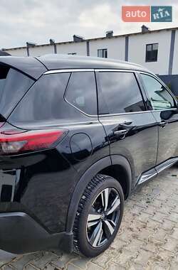 Позашляховик / Кросовер Nissan Rogue 2020 в Києві