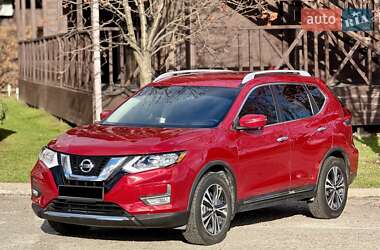 Внедорожник / Кроссовер Nissan Rogue 2017 в Днепре