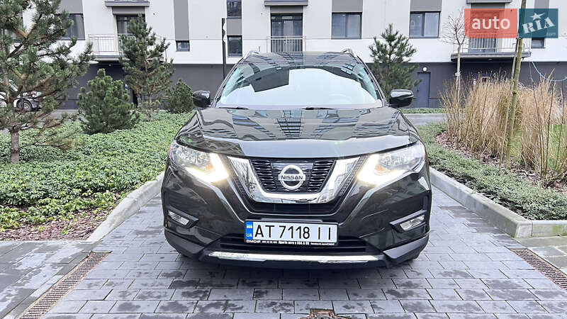 Внедорожник / Кроссовер Nissan Rogue 2018 в Ивано-Франковске