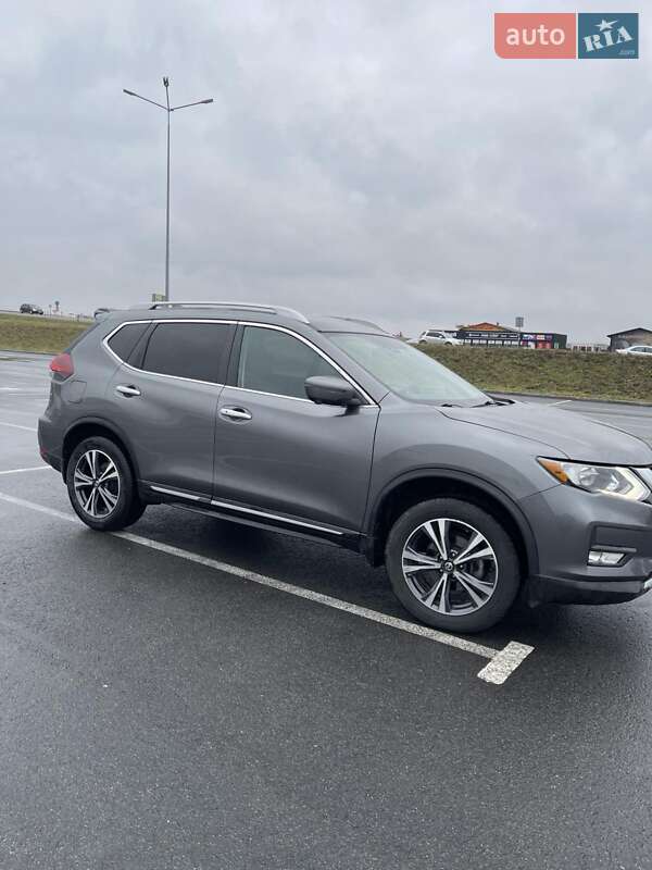 Nissan Rogue 2018
