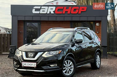 Внедорожник / Кроссовер Nissan Rogue 2017 в Стрые