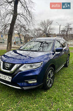Позашляховик / Кросовер Nissan Rogue 2017 в Одесі