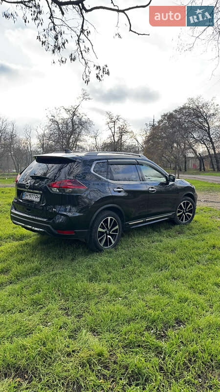 Позашляховик / Кросовер Nissan Rogue 2017 в Одесі