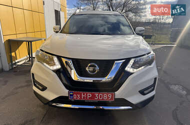Внедорожник / Кроссовер Nissan Rogue 2018 в Полтаве