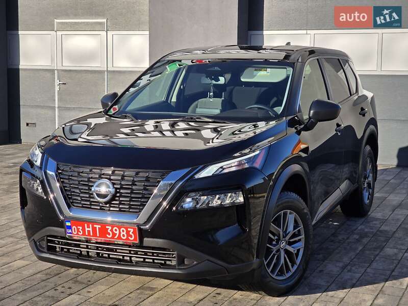 Позашляховик / Кросовер Nissan Rogue 2021 в Луцьку