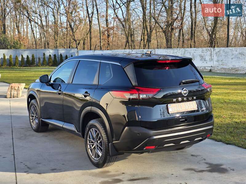 Позашляховик / Кросовер Nissan Rogue 2021 в Луцьку