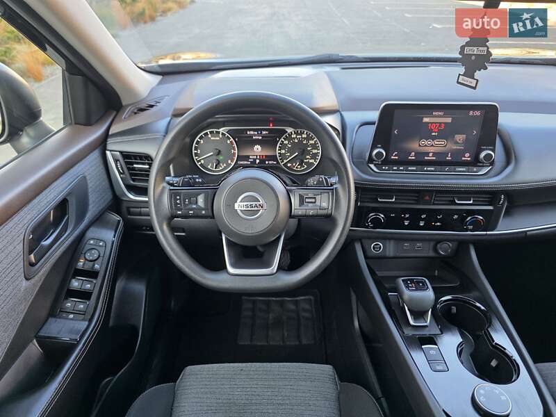 Позашляховик / Кросовер Nissan Rogue 2021 в Луцьку