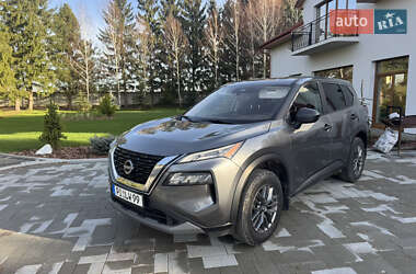 Внедорожник / Кроссовер Nissan Rogue 2023 в Львове