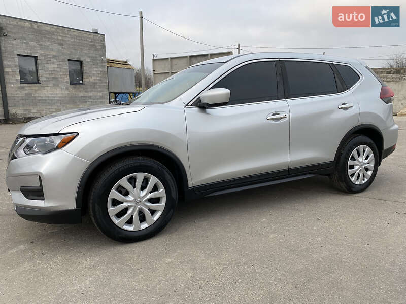 Позашляховик / Кросовер Nissan Rogue 2020 в Кременчуці