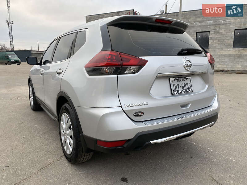 Позашляховик / Кросовер Nissan Rogue 2020 в Кременчуці