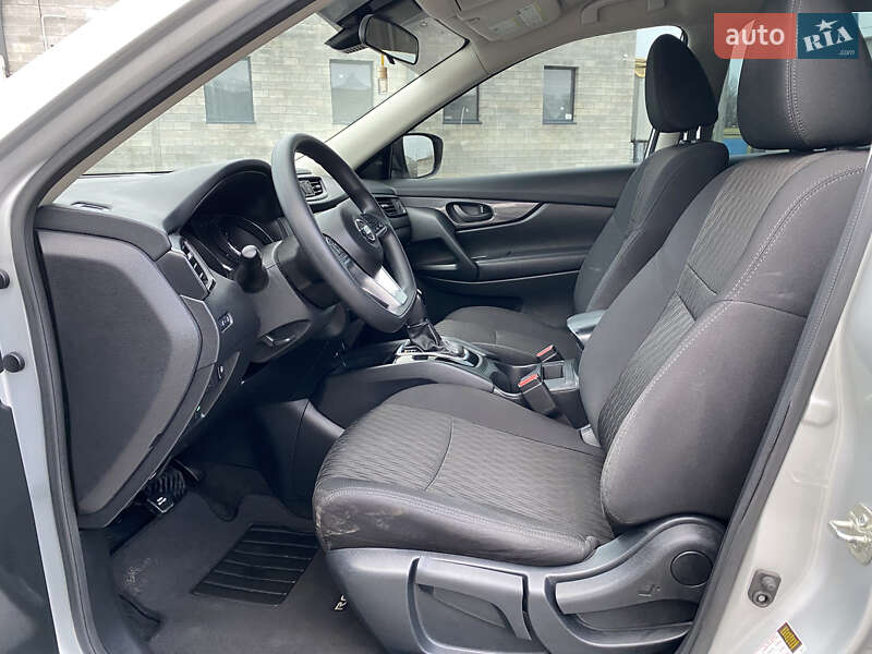 Позашляховик / Кросовер Nissan Rogue 2020 в Кременчуці