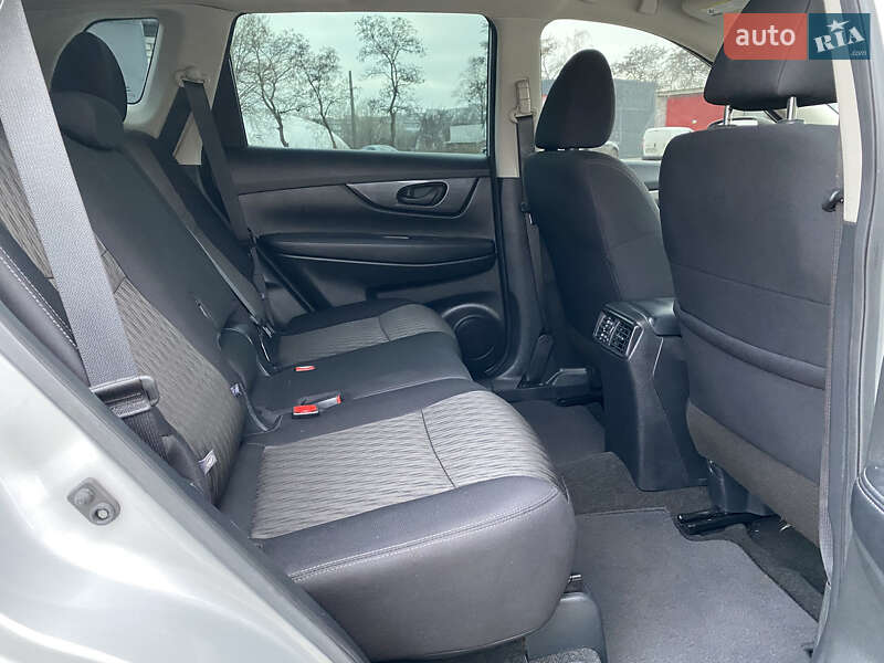 Позашляховик / Кросовер Nissan Rogue 2020 в Кременчуці