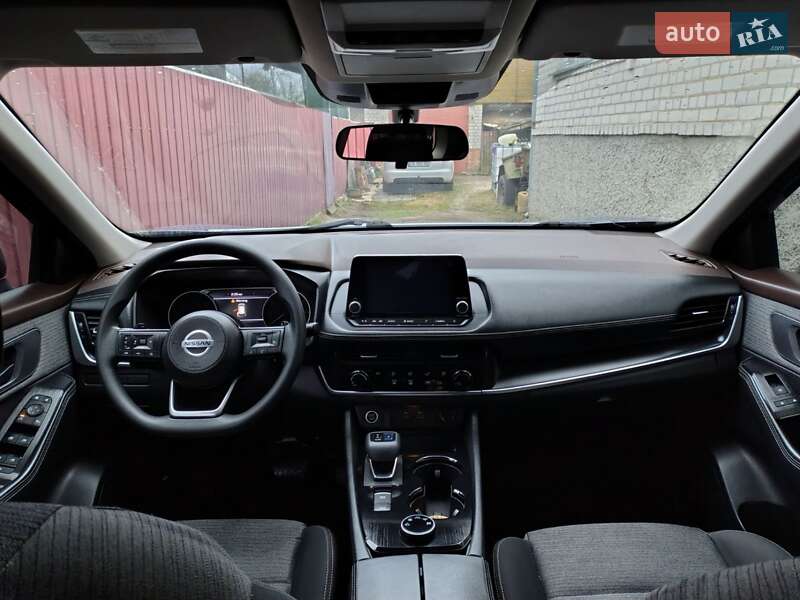 Позашляховик / Кросовер Nissan Rogue 2021 в Чернігові