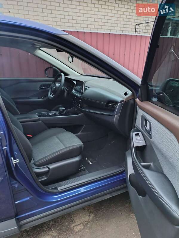 Позашляховик / Кросовер Nissan Rogue 2021 в Чернігові