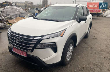Внедорожник / Кроссовер Nissan Rogue 2024 в Киеве