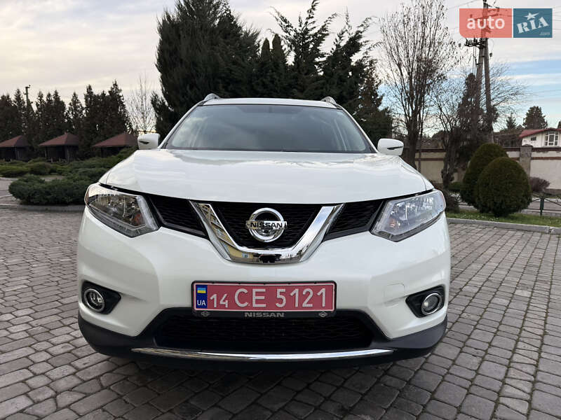 Позашляховик / Кросовер Nissan Rogue 2016 в Львові фото 8 Позашляховик / Кросовер Nissan Rogue 2016 в Львові